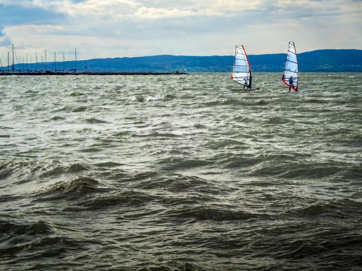 Komfort Home Bursport Bt. Haz Balatonfenyves Esterno foto