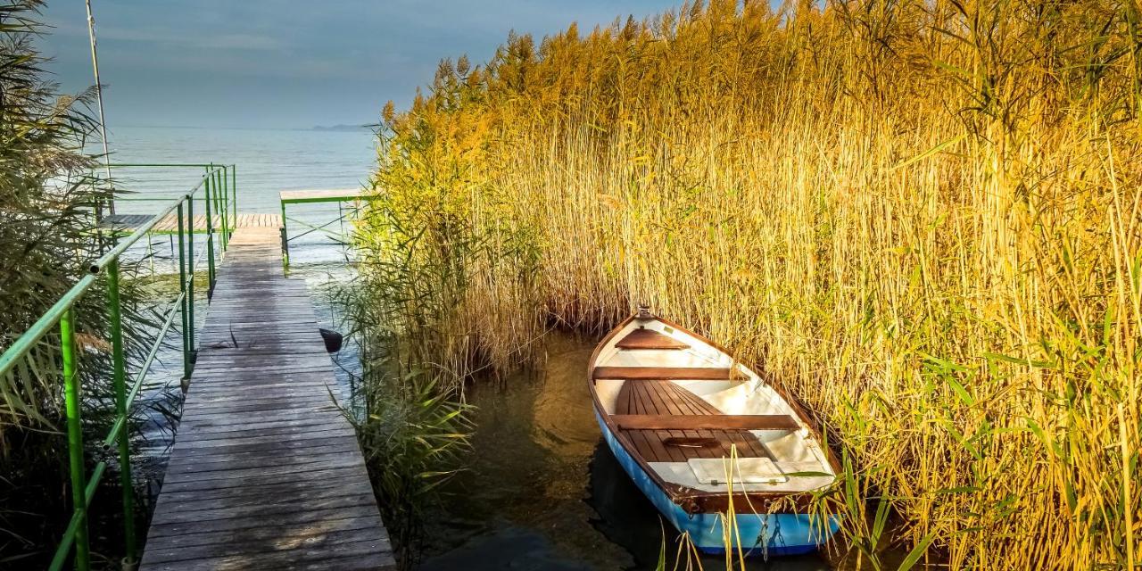 Komfort Home Bursport Bt. Haz Balatonfenyves Esterno foto