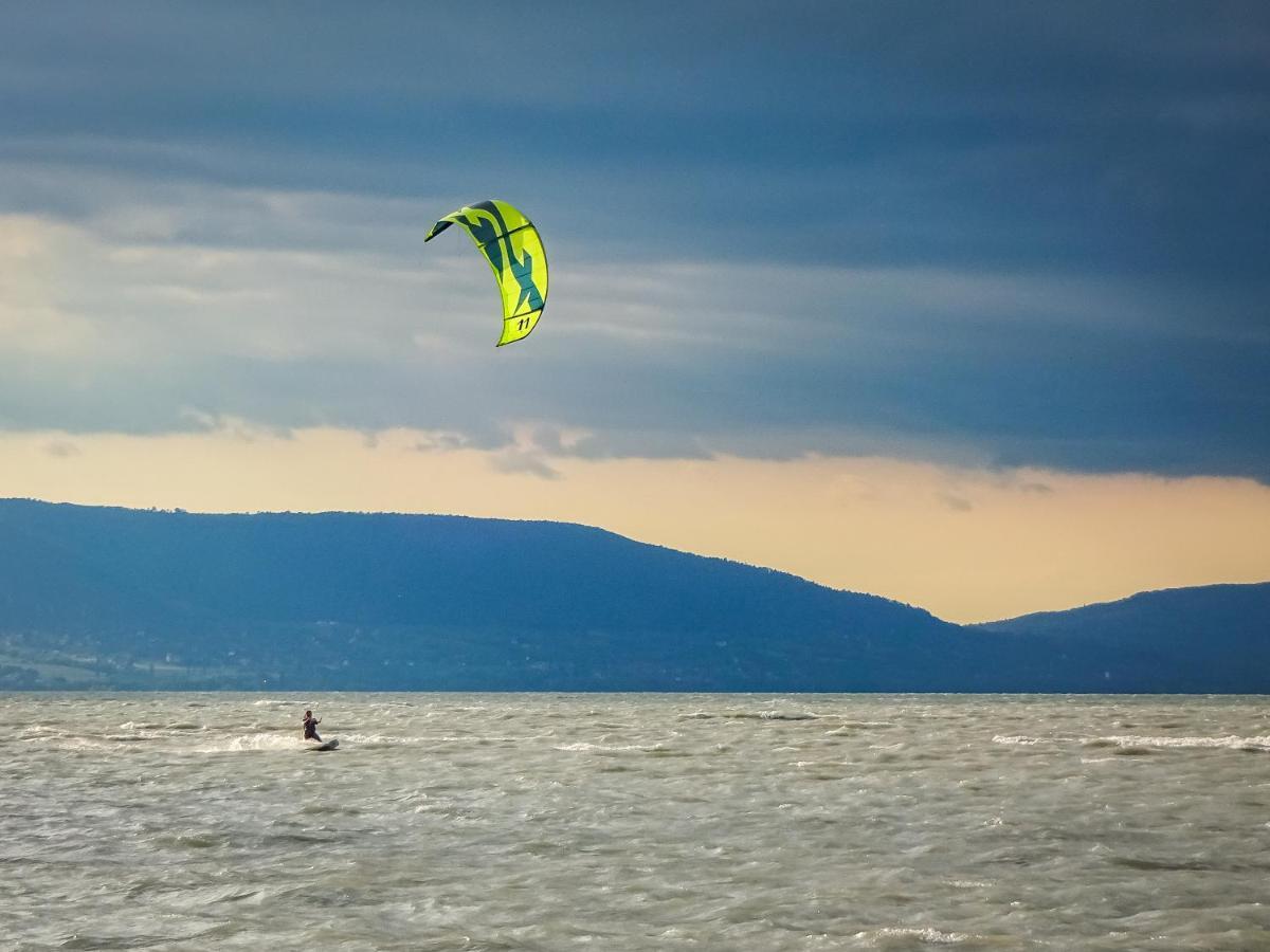 Komfort Home Bursport Bt. Haz Balatonfenyves Esterno foto