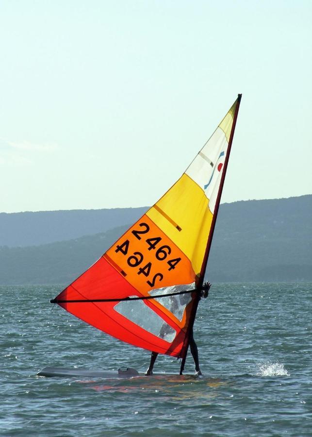 Komfort Home Bursport Bt. Haz Balatonfenyves Esterno foto