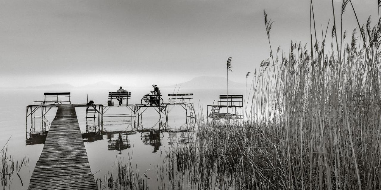 Komfort Home Bursport Bt. Haz Balatonfenyves Esterno foto